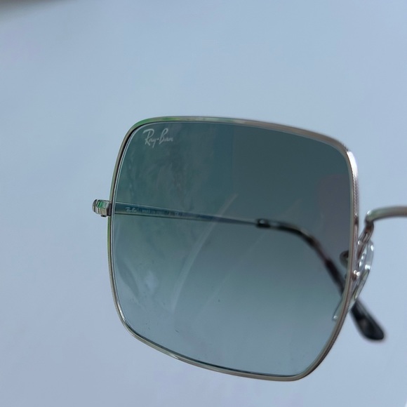 Authentic Ray-Ban Square 1971 Classic Sunglasses grey/blue silver frame Evolve - Picture 4 of 4